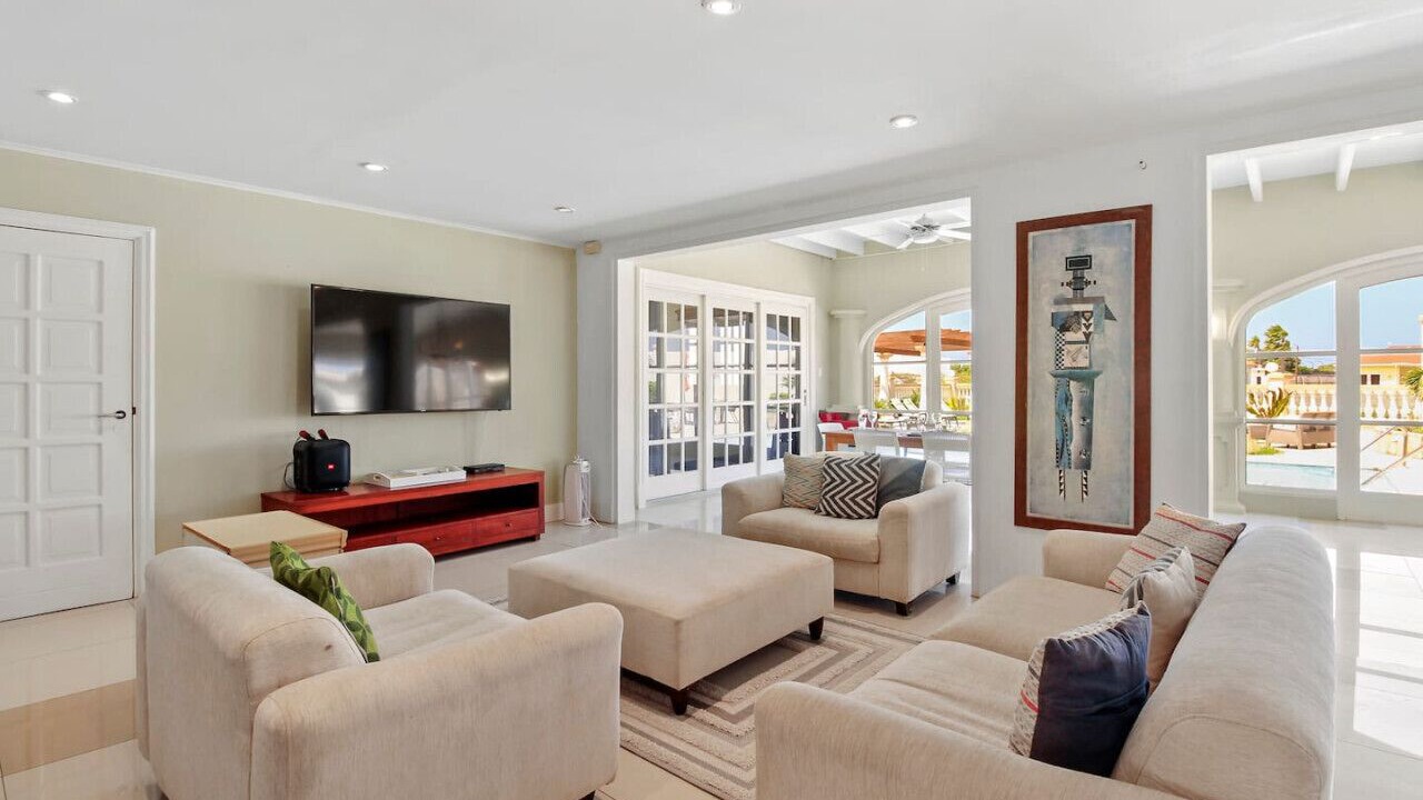 Photo of Livingroom in Opal