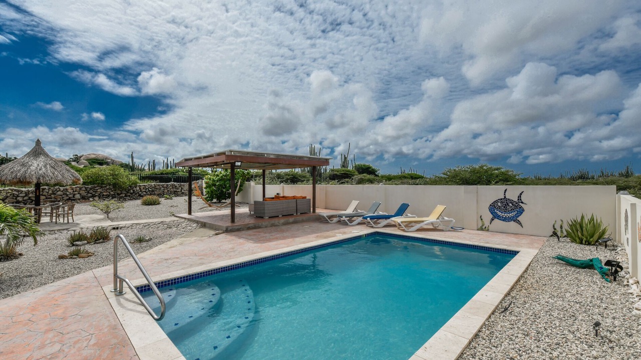 Photo of Outdoor in Ayo