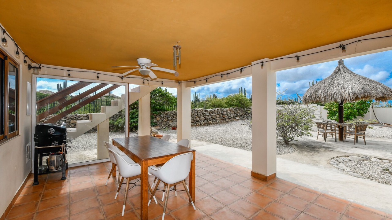 Photo of Outdoor in Ayo