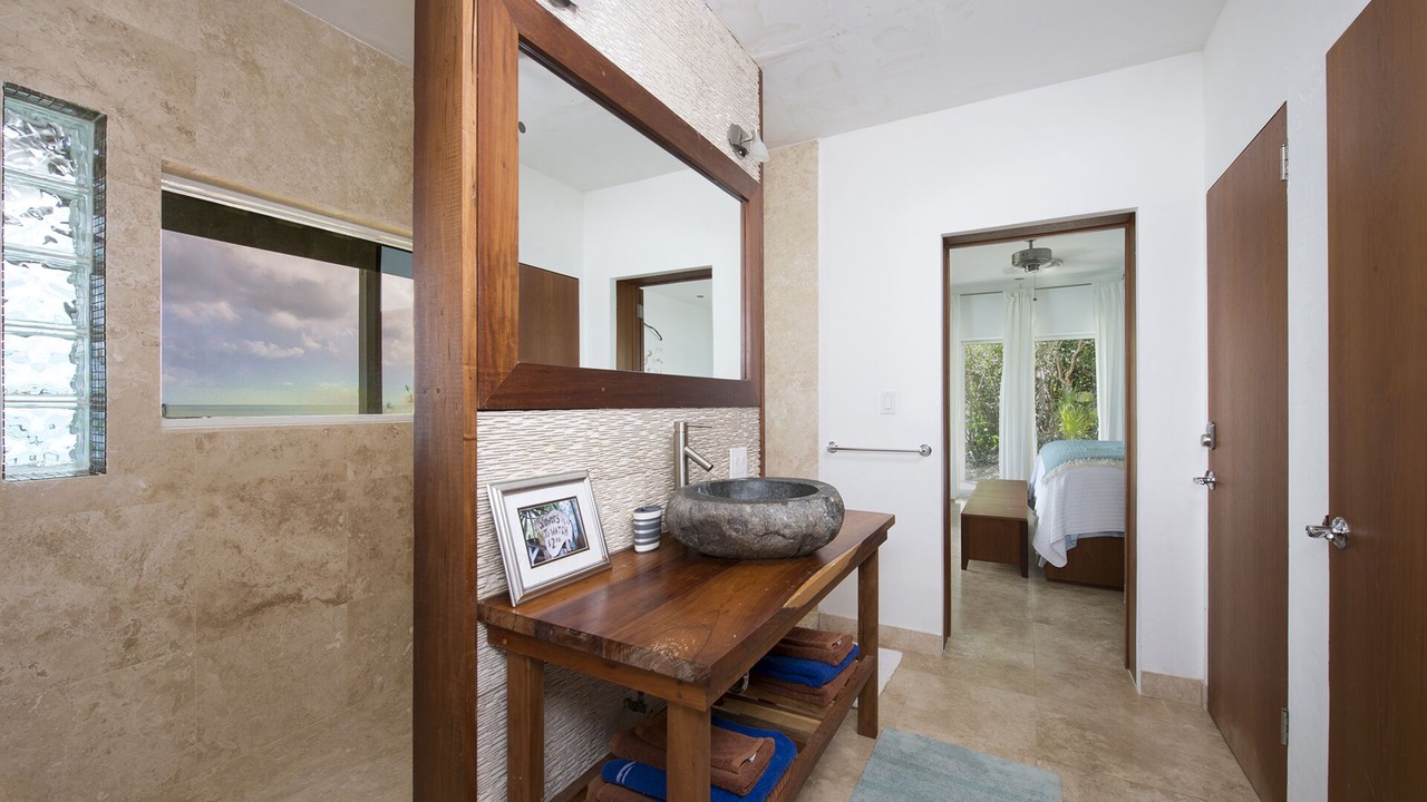 Photo of Bathroom in Savannah Sound