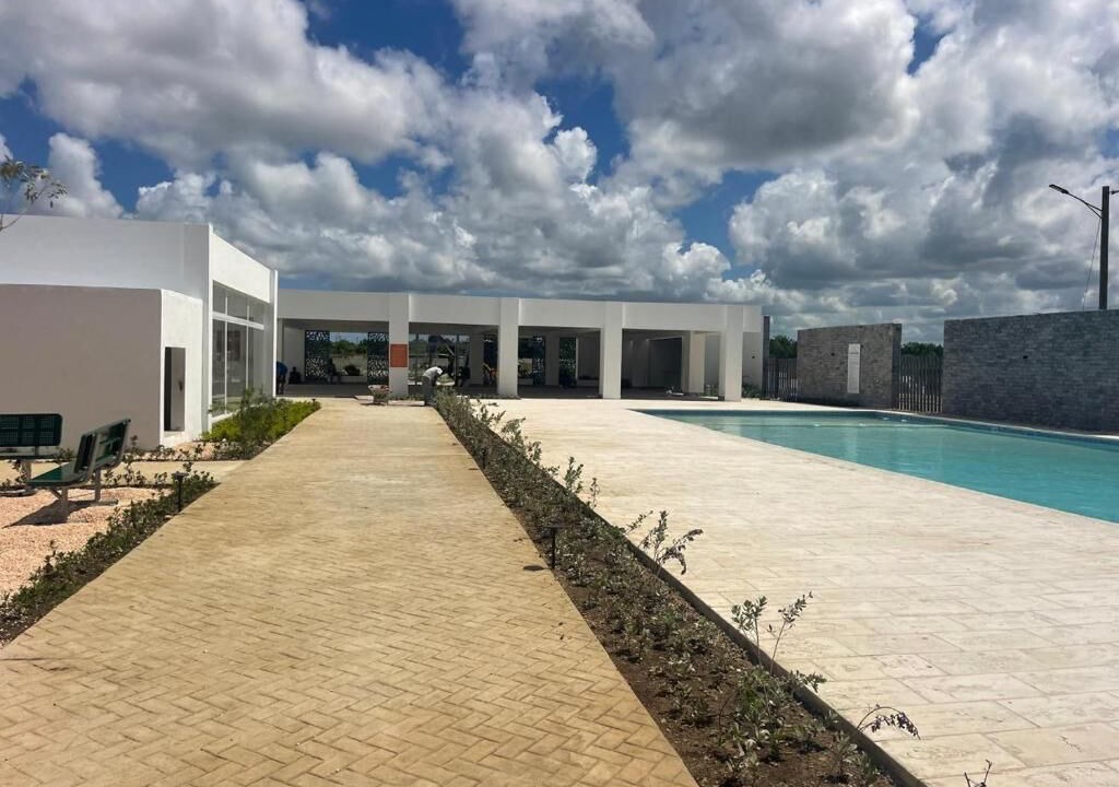 Photo of Outdoor in Veron