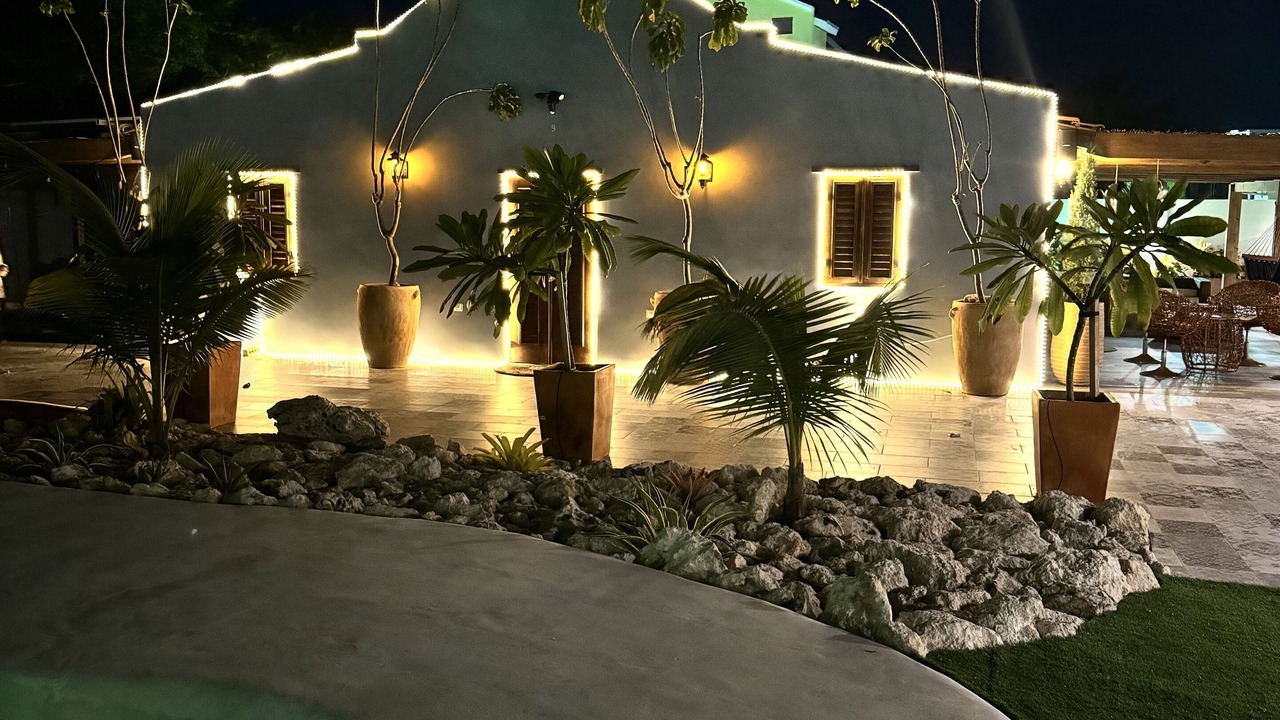 Photo of Outdoor in Opal