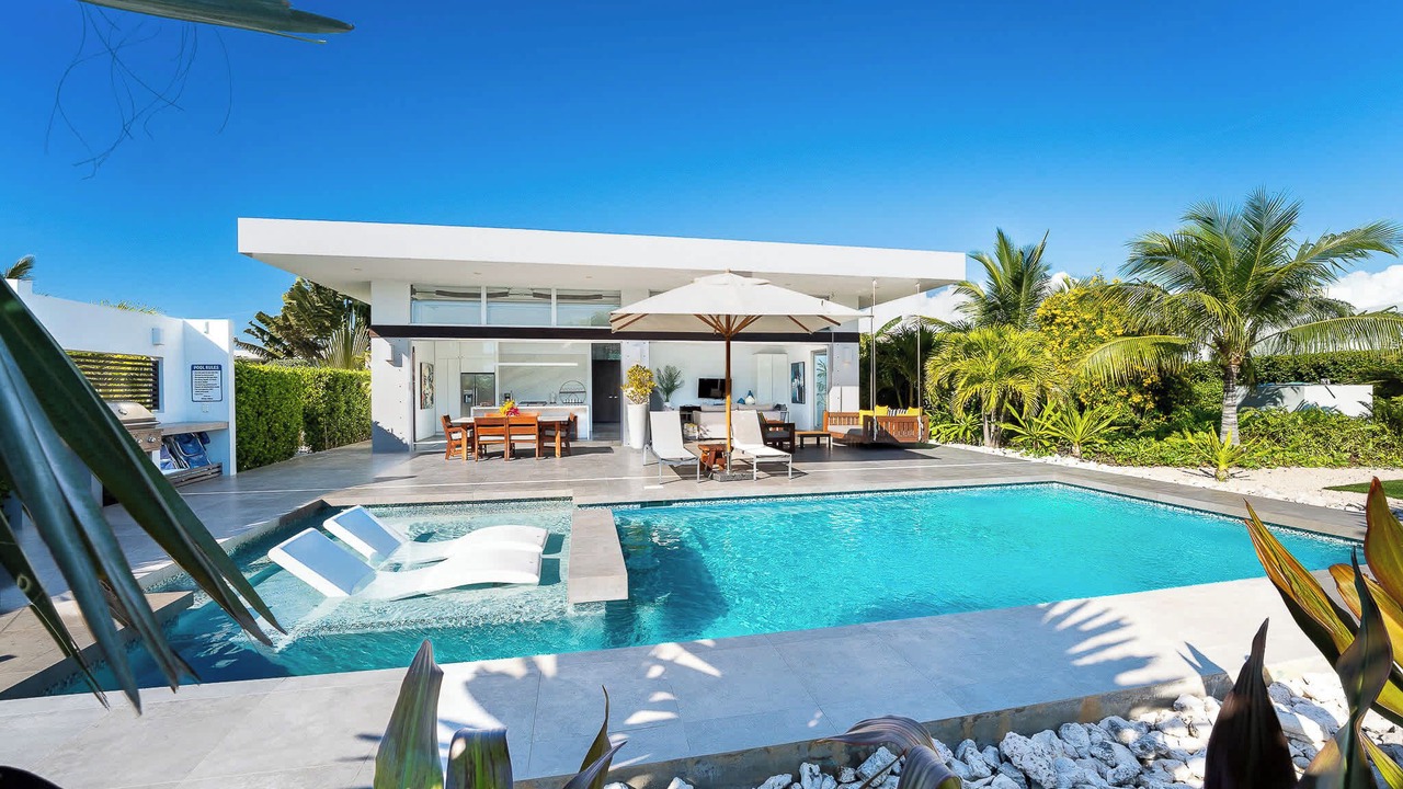 Photo of Outdoor in Long Bay