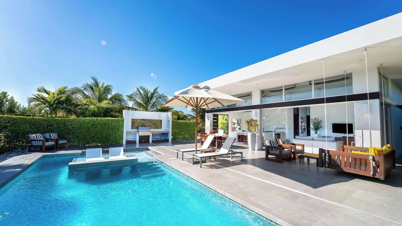Photo of Outdoor in Long Bay