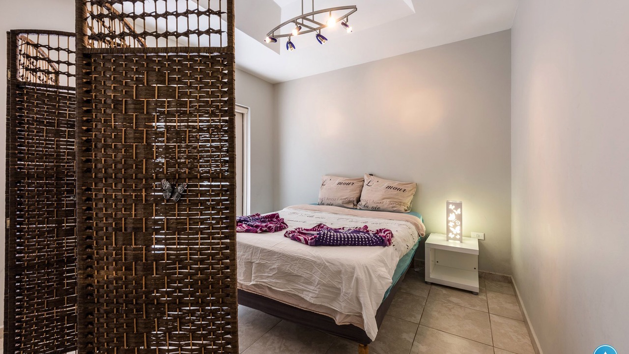 Photo of Bedroom in Opal