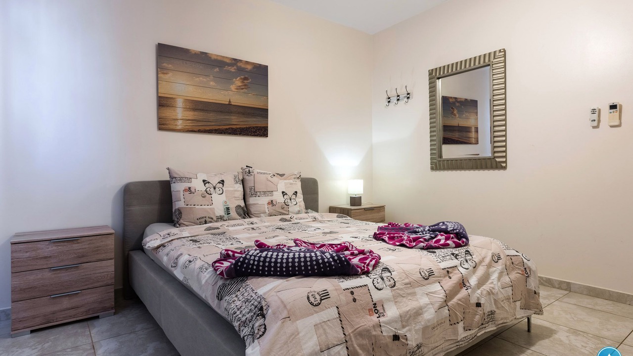 Photo of Bedroom in Opal