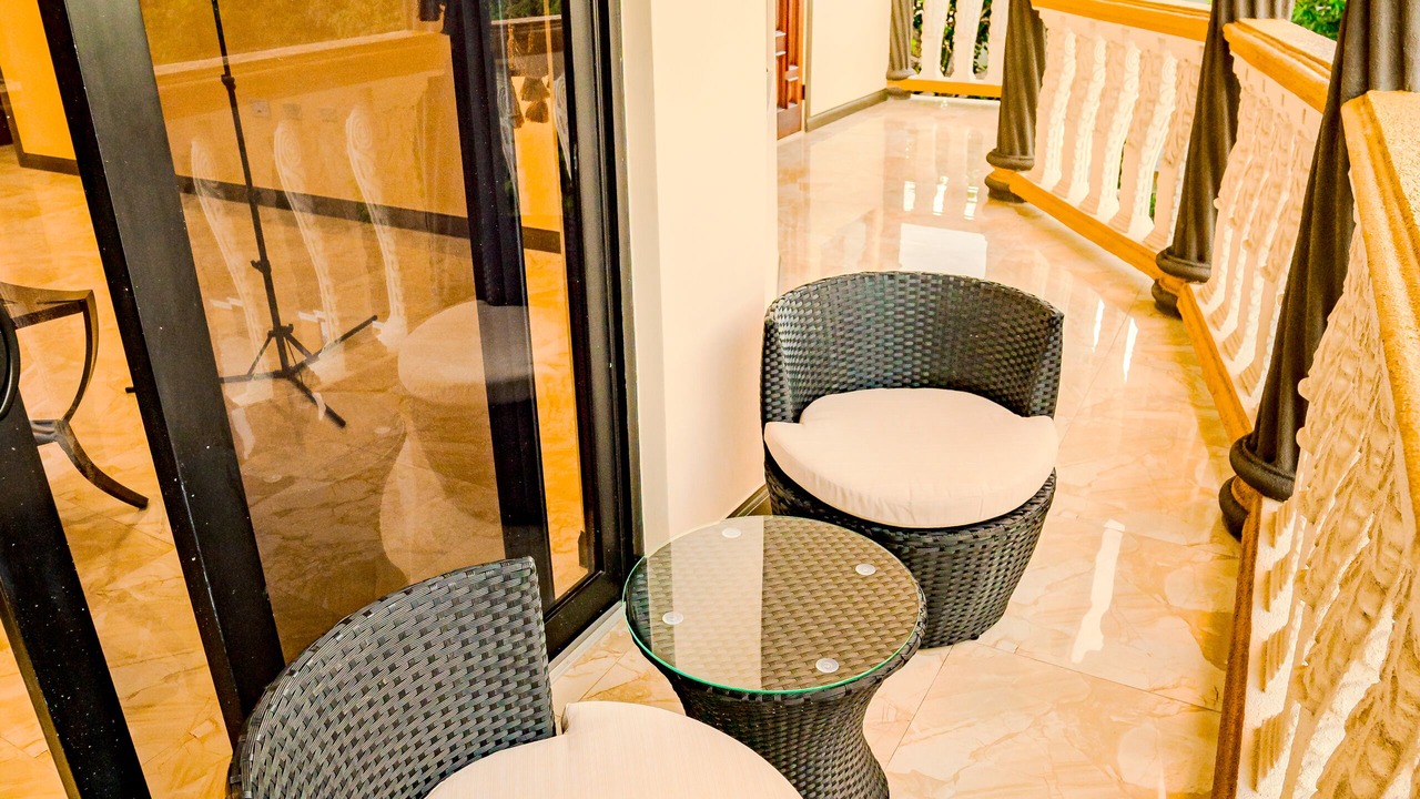 Photo of Patio Balcony in Tower Isle