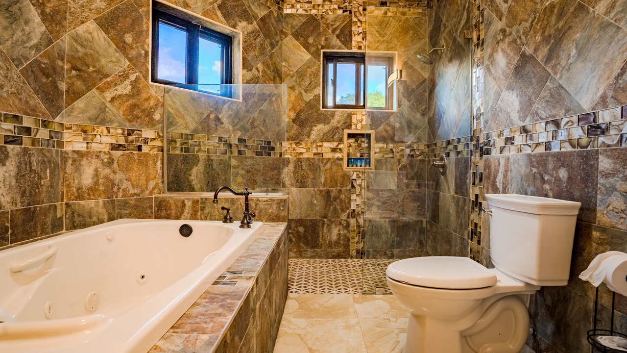 Photo of Bathroom in Tower Isle