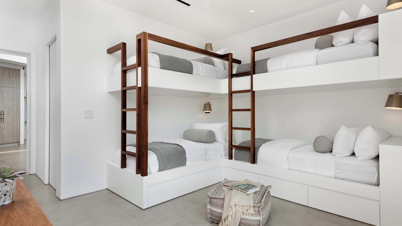 Photo of Bedroom in Leeward Settlement