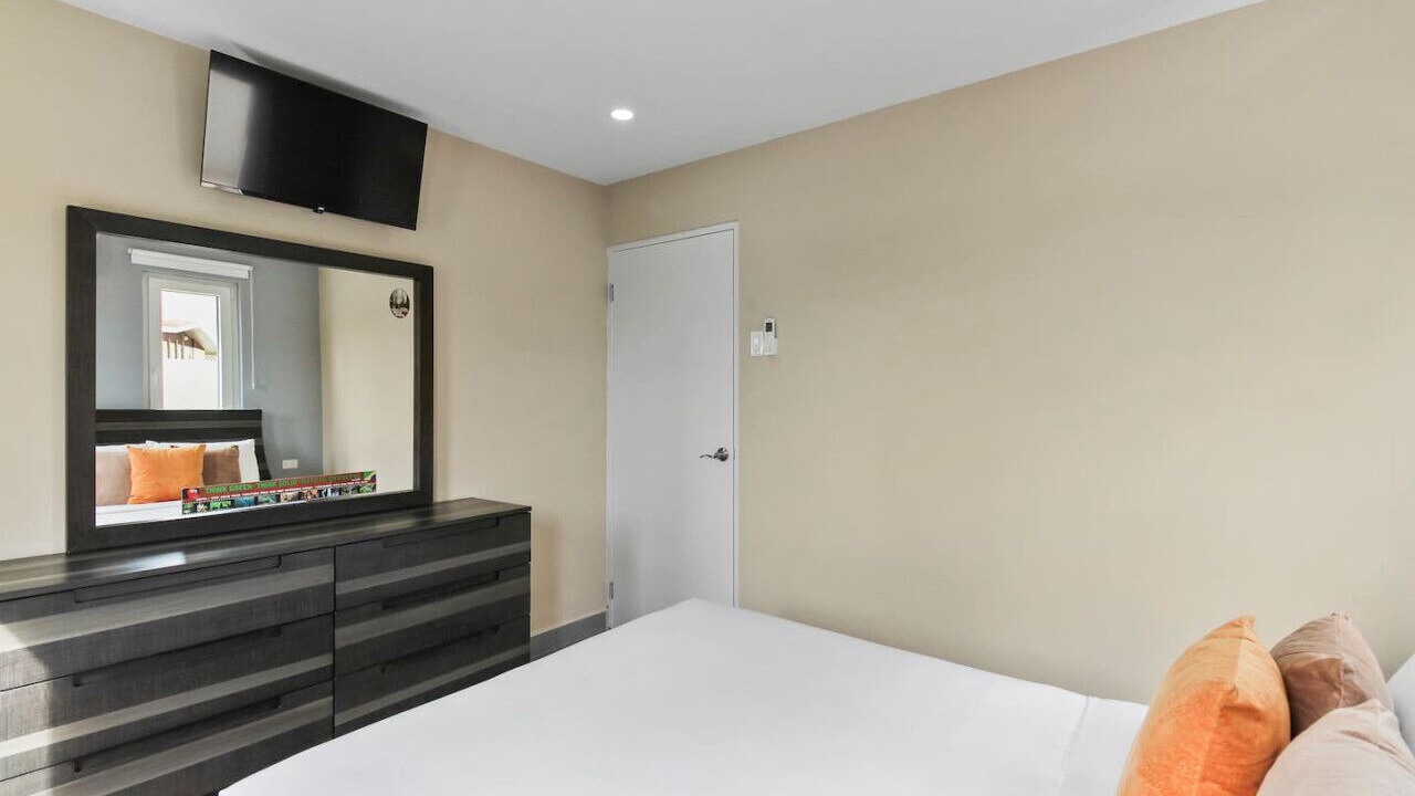 Photo of Bedroom in Opal