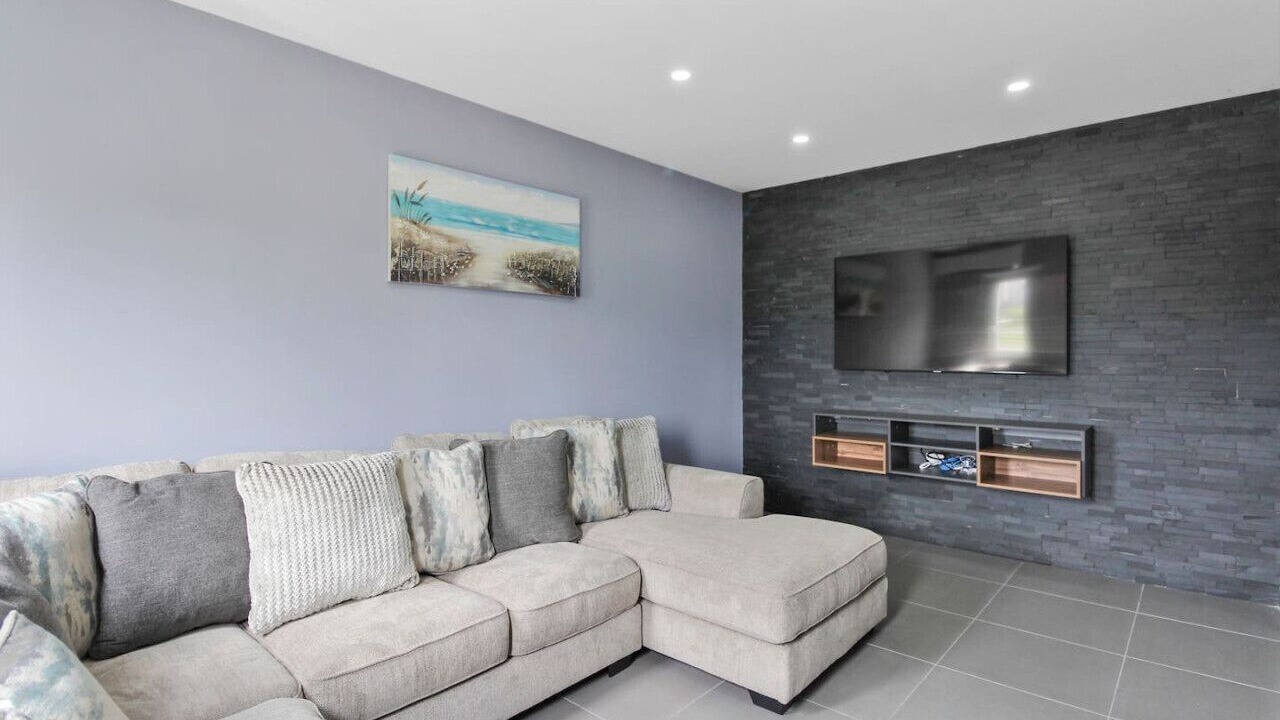 Photo of Livingroom in Opal