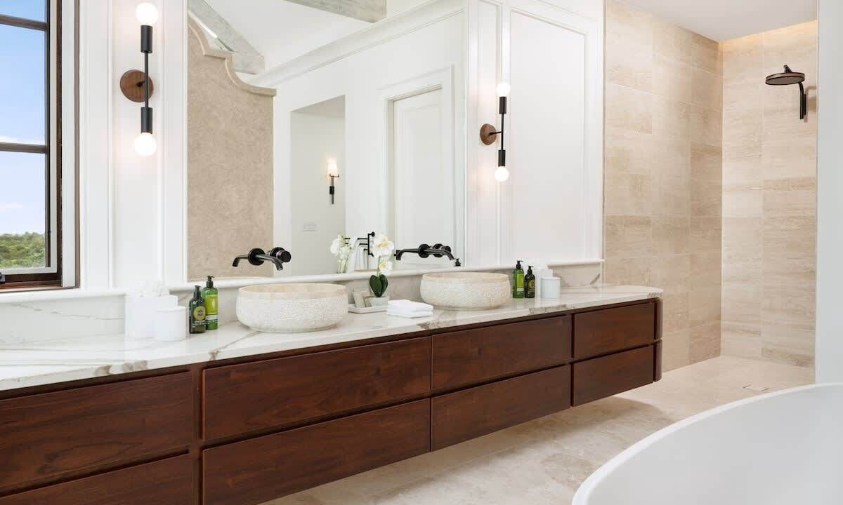 Photo of Bathroom in Long Bay