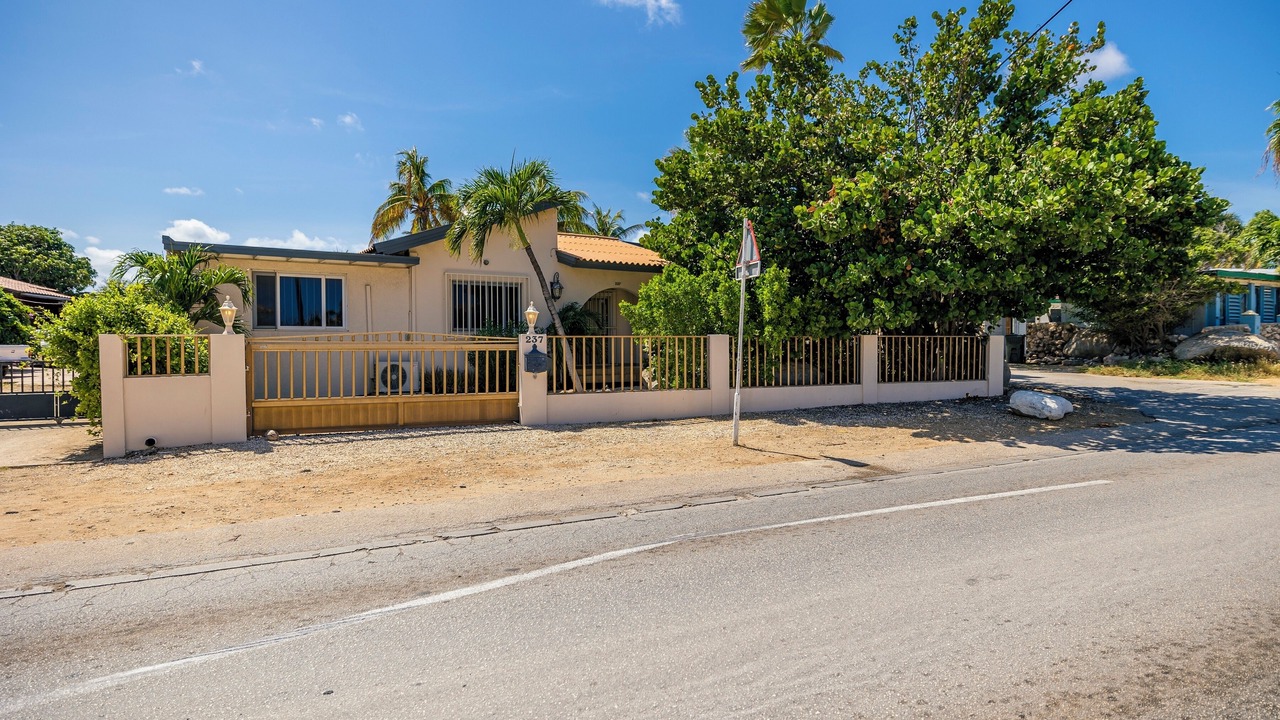 Photo of Outdoor in Paradera