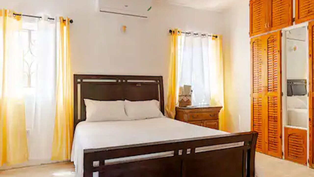 Photo of Bedroom in Drapers