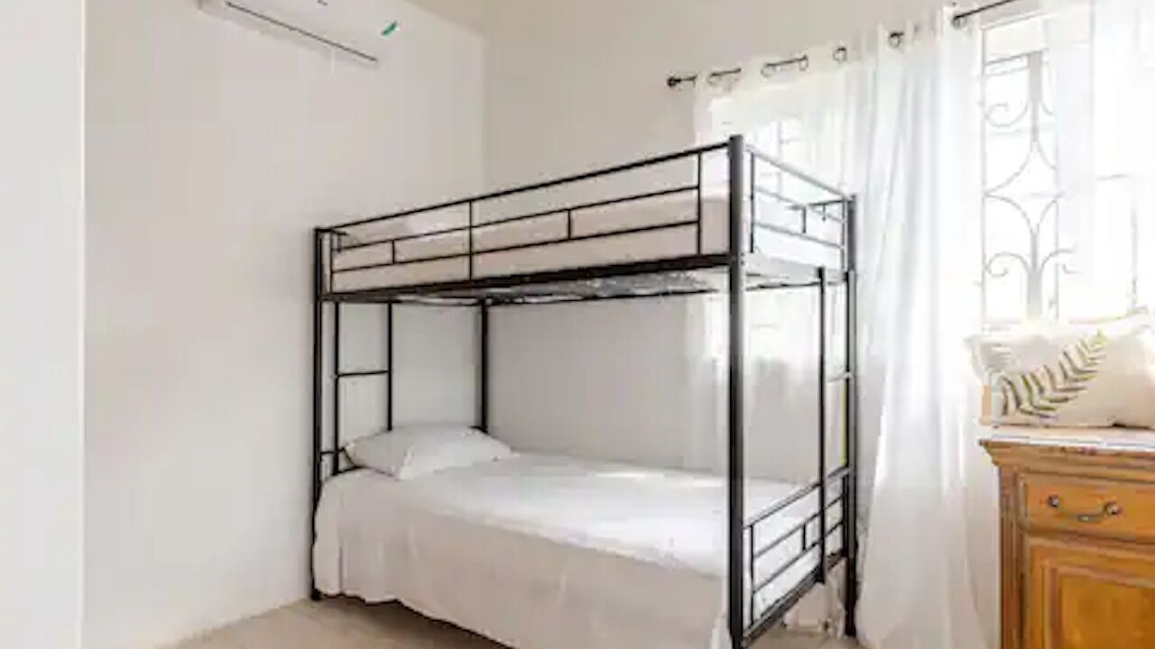Photo of Bedroom in Drapers