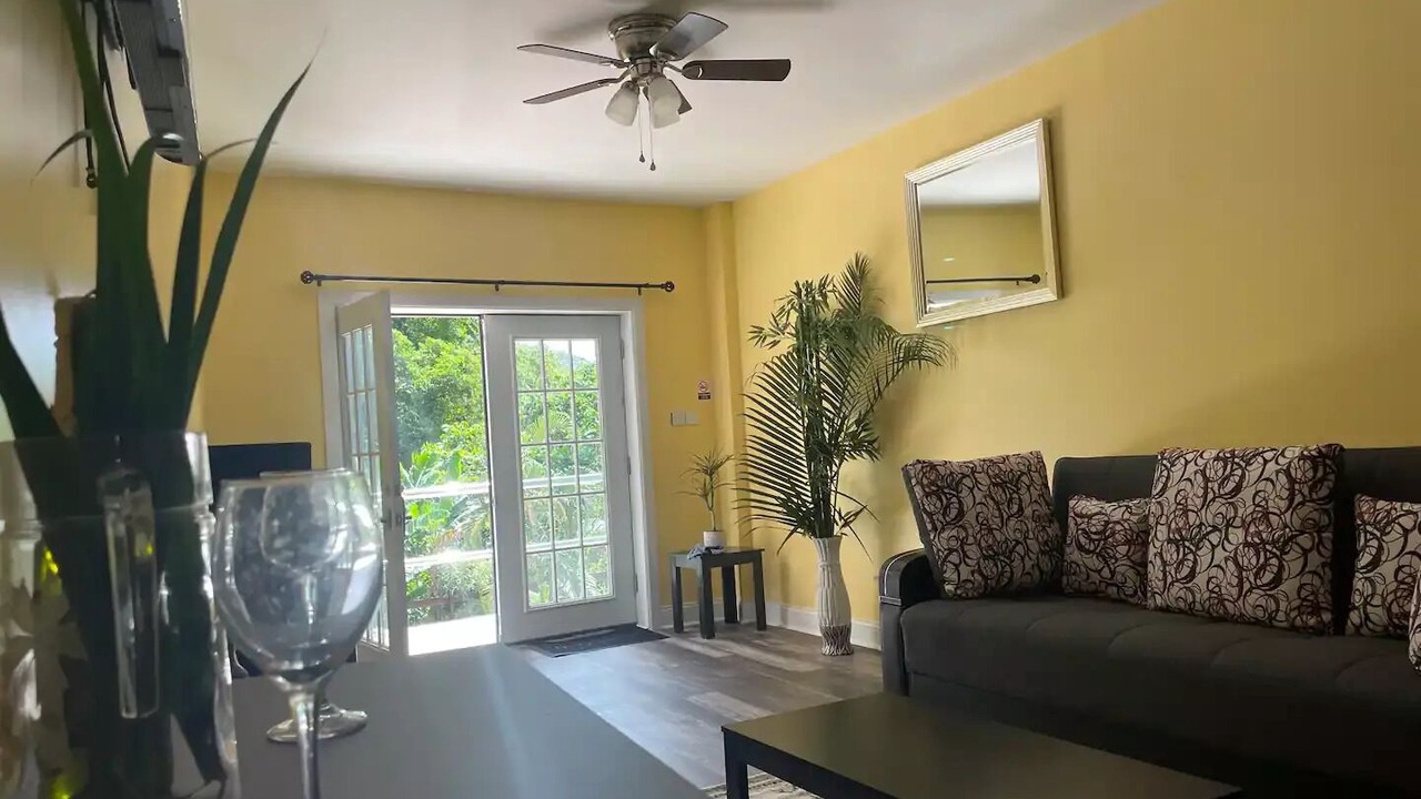 Photo of Livingroom in Soufriere