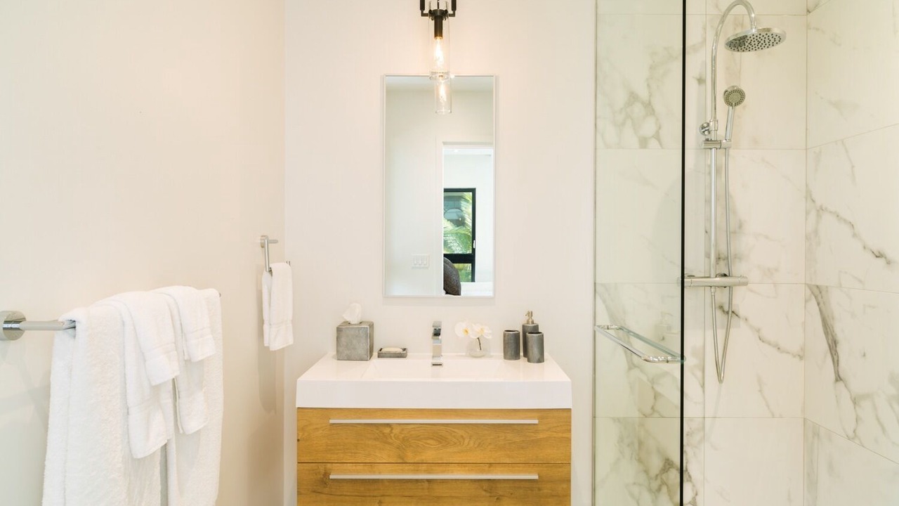 Photo of Bathroom in Long Bay