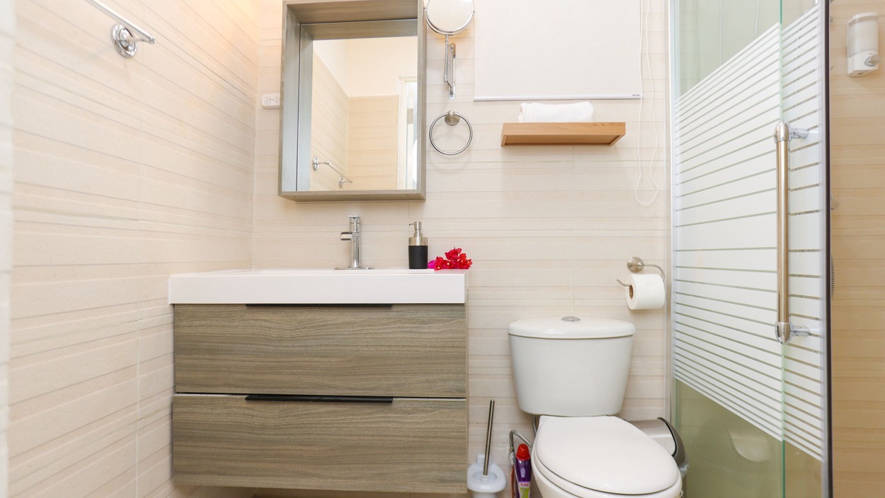 Photo of Bathroom in Lago Heights