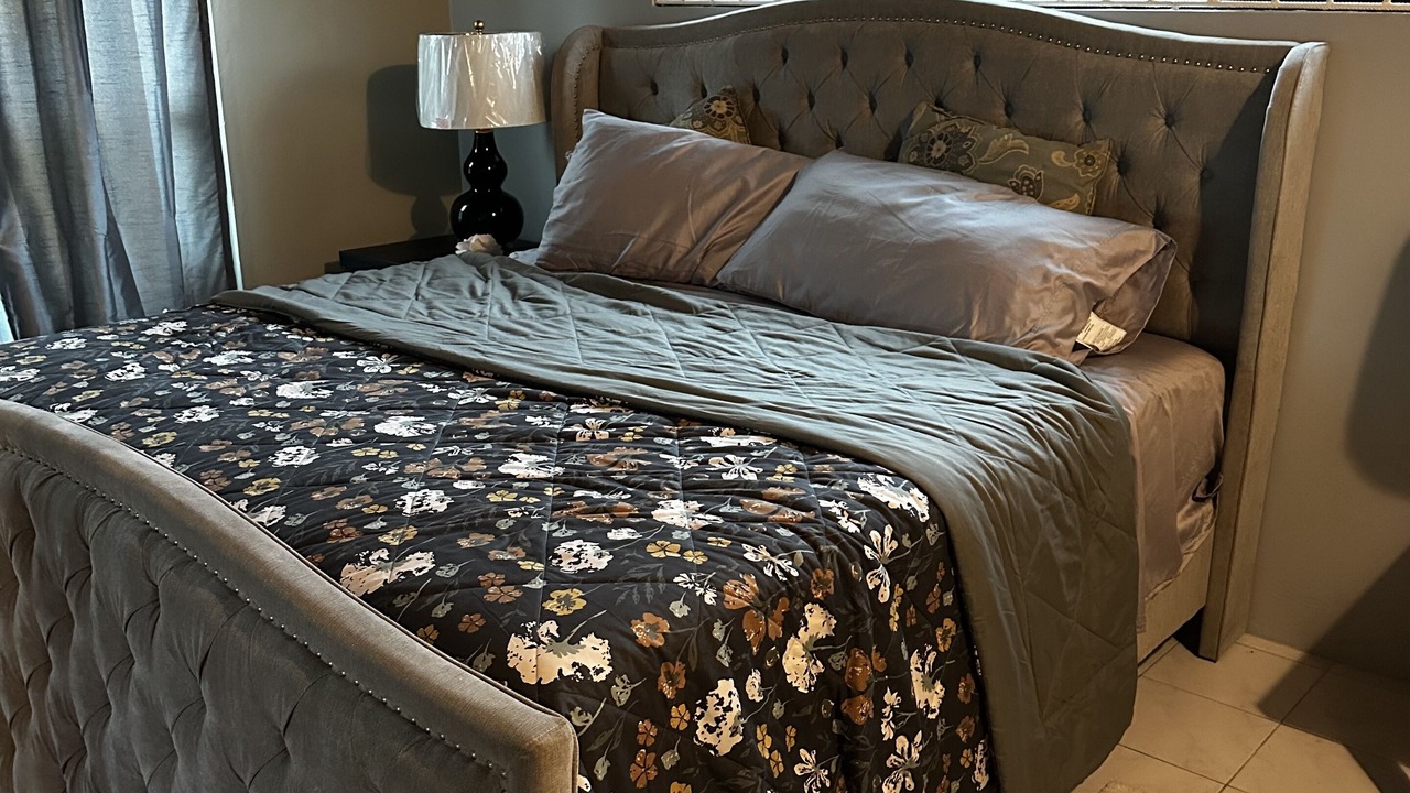Photo of Bedroom in IronShore Estates