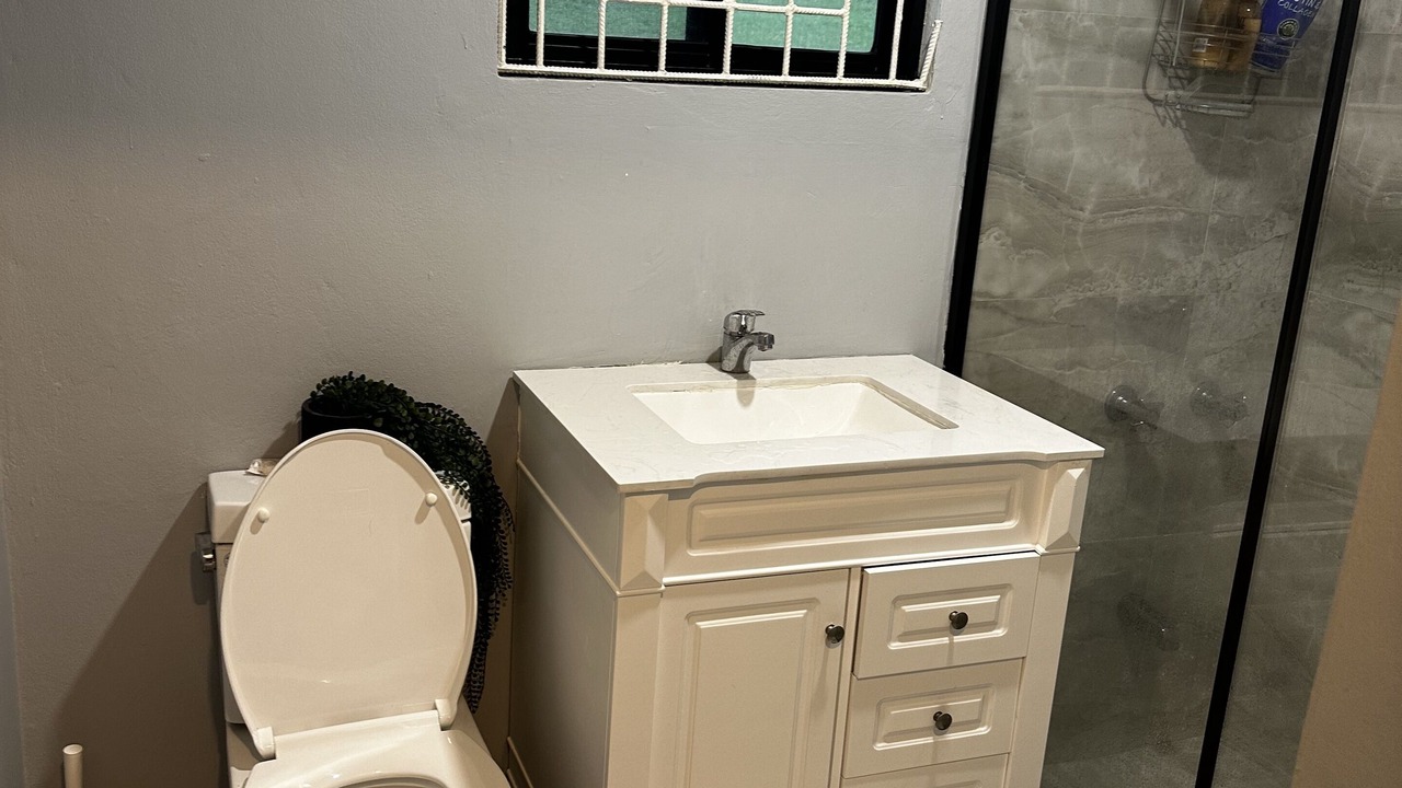 Photo of Bathroom in IronShore Estates