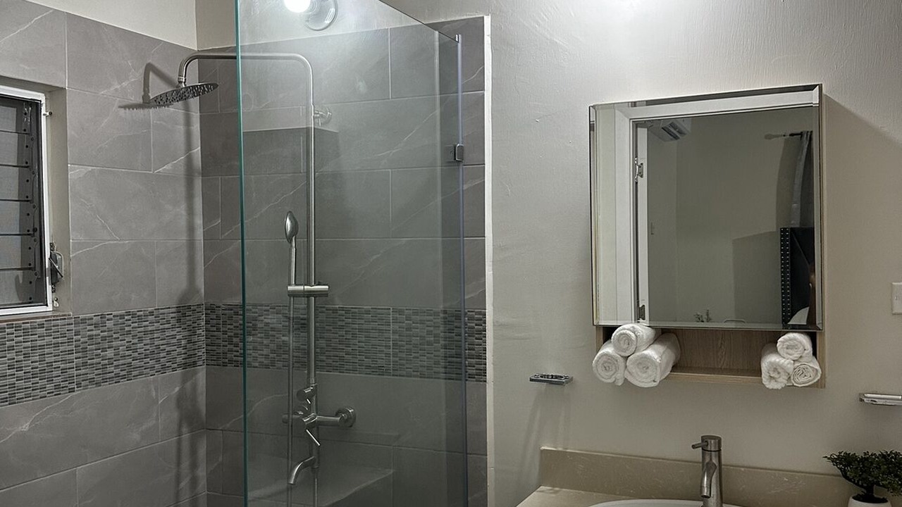 Photo of Bathroom in Discovery Bay