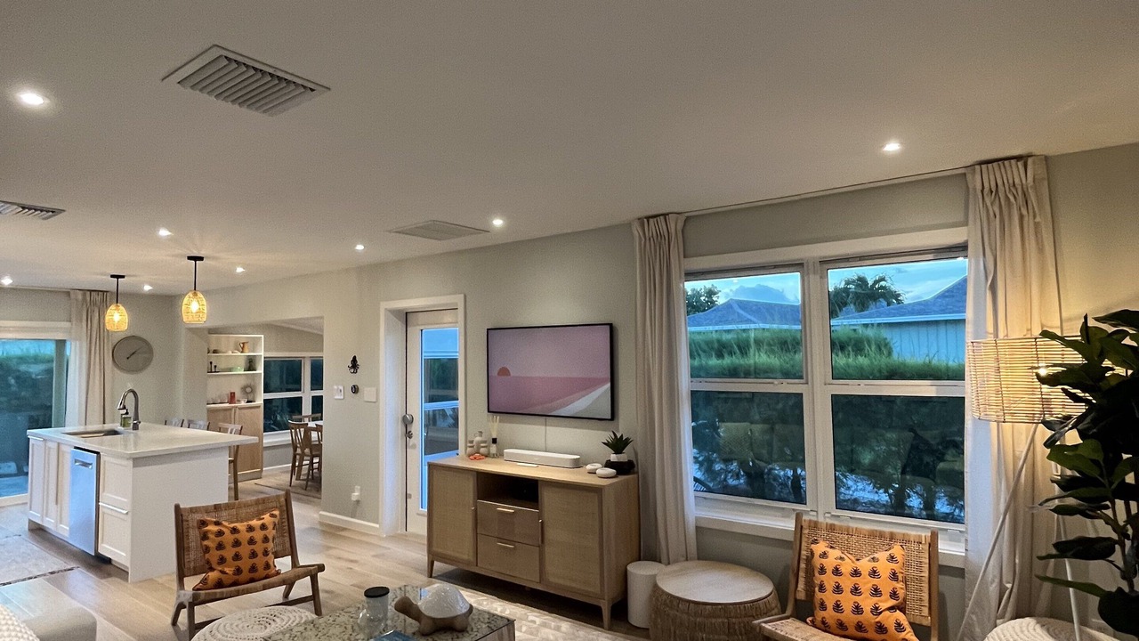 Photo of Livingroom in Treasure Cay