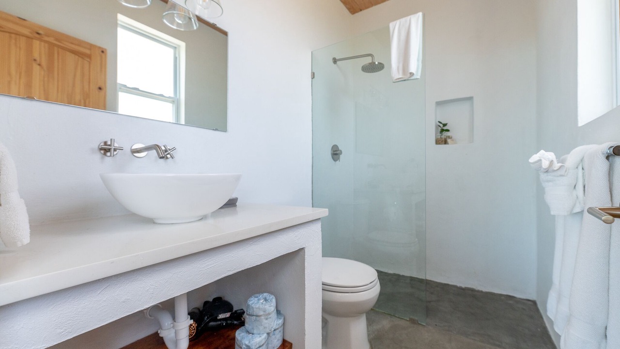 Photo of Bathroom in Long Bay
