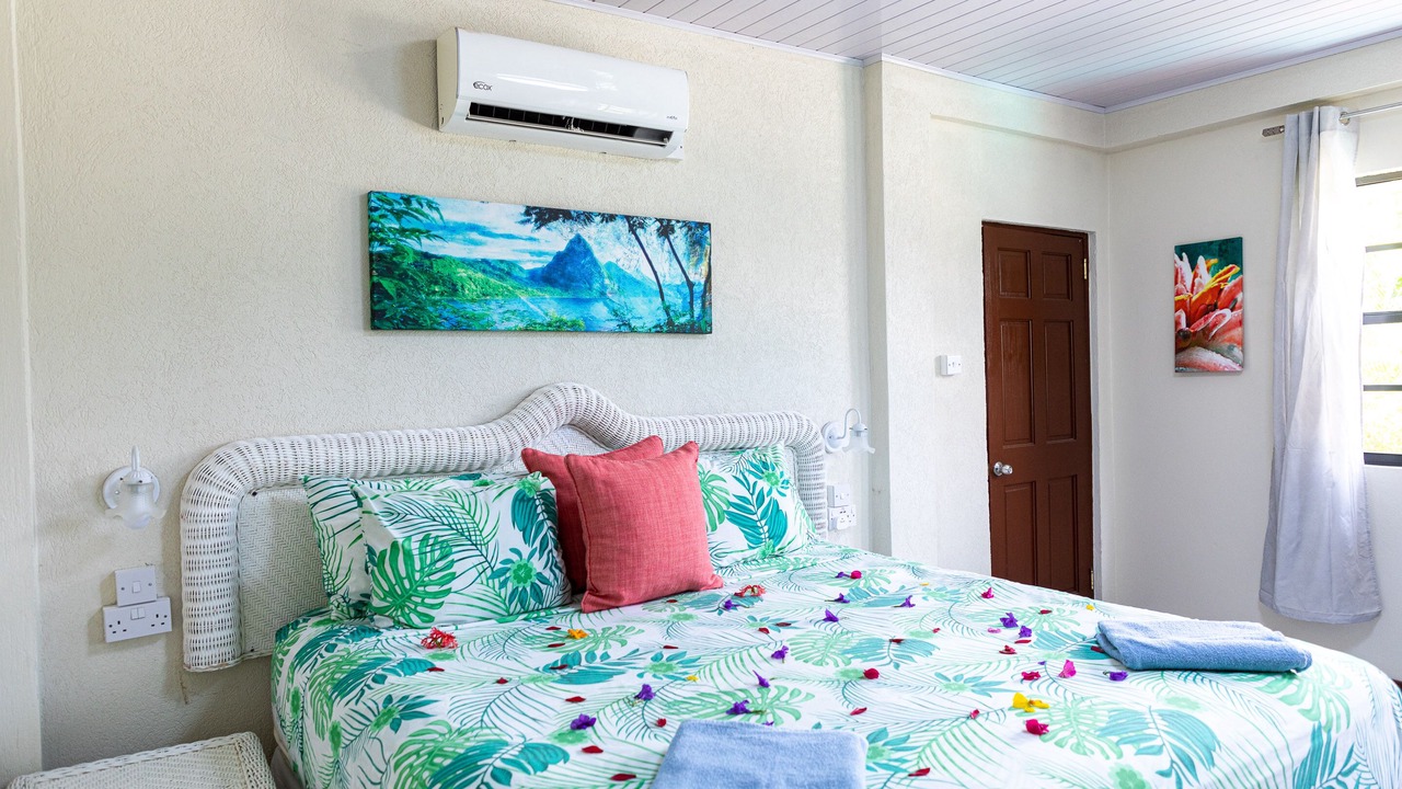 Photo of Bedroom in Marigot Bay