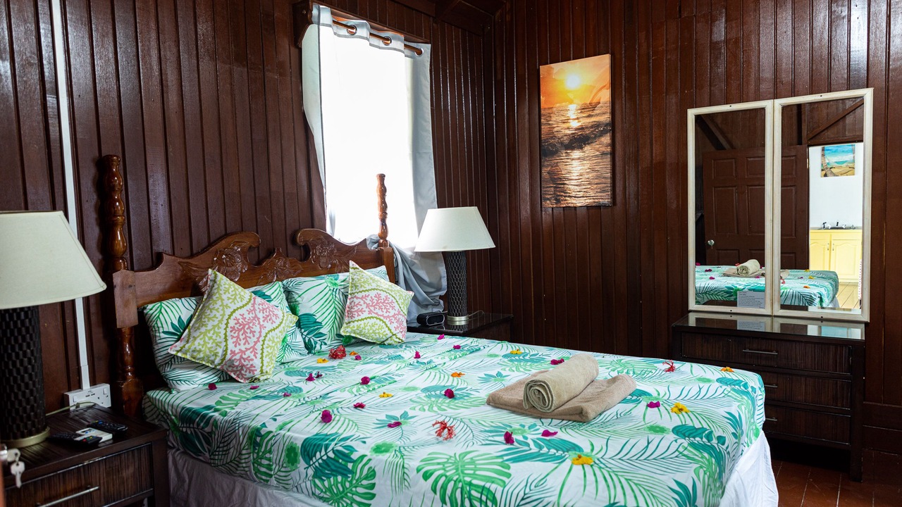 Photo of Bedroom in Marigot Bay