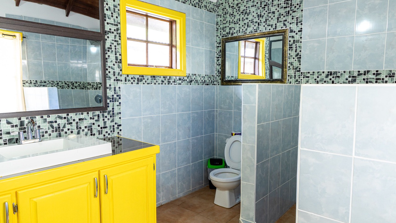 Photo of Bathroom in Marigot Bay