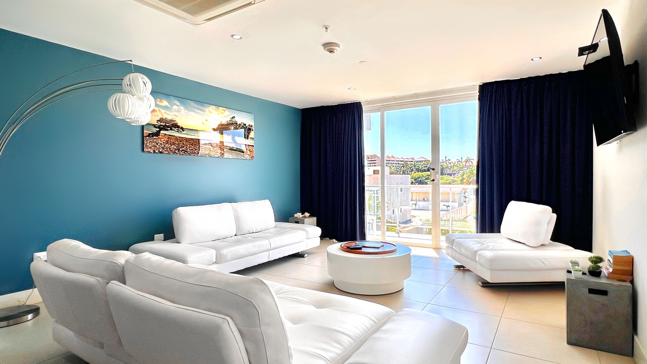 Photo of Livingroom in Palm Beach