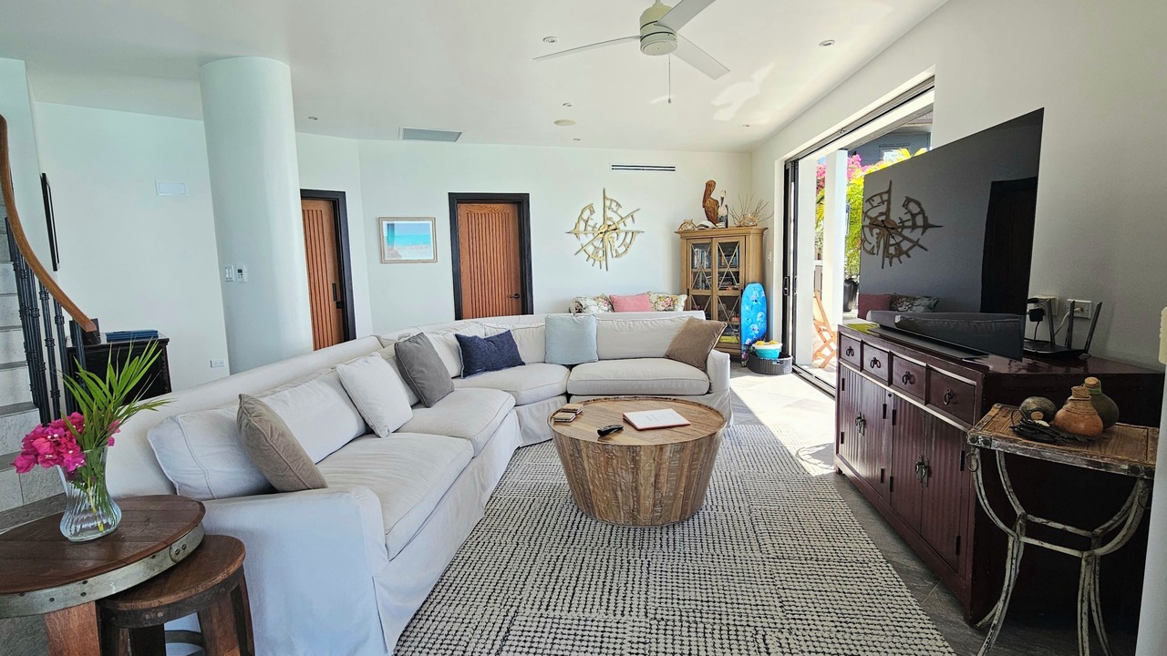 Photo of Livingroom in Fryes Beach