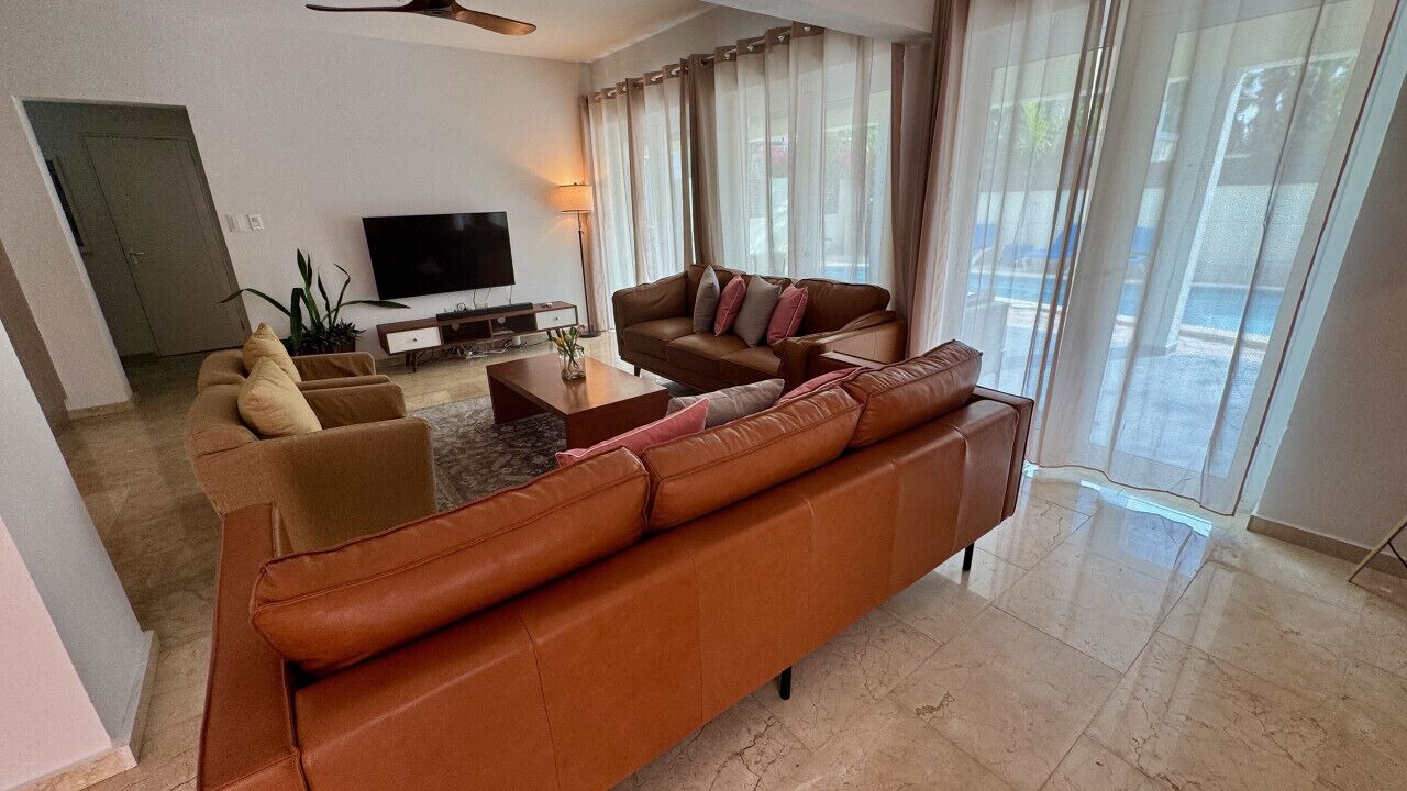 Photo of Livingroom in Palm Beach