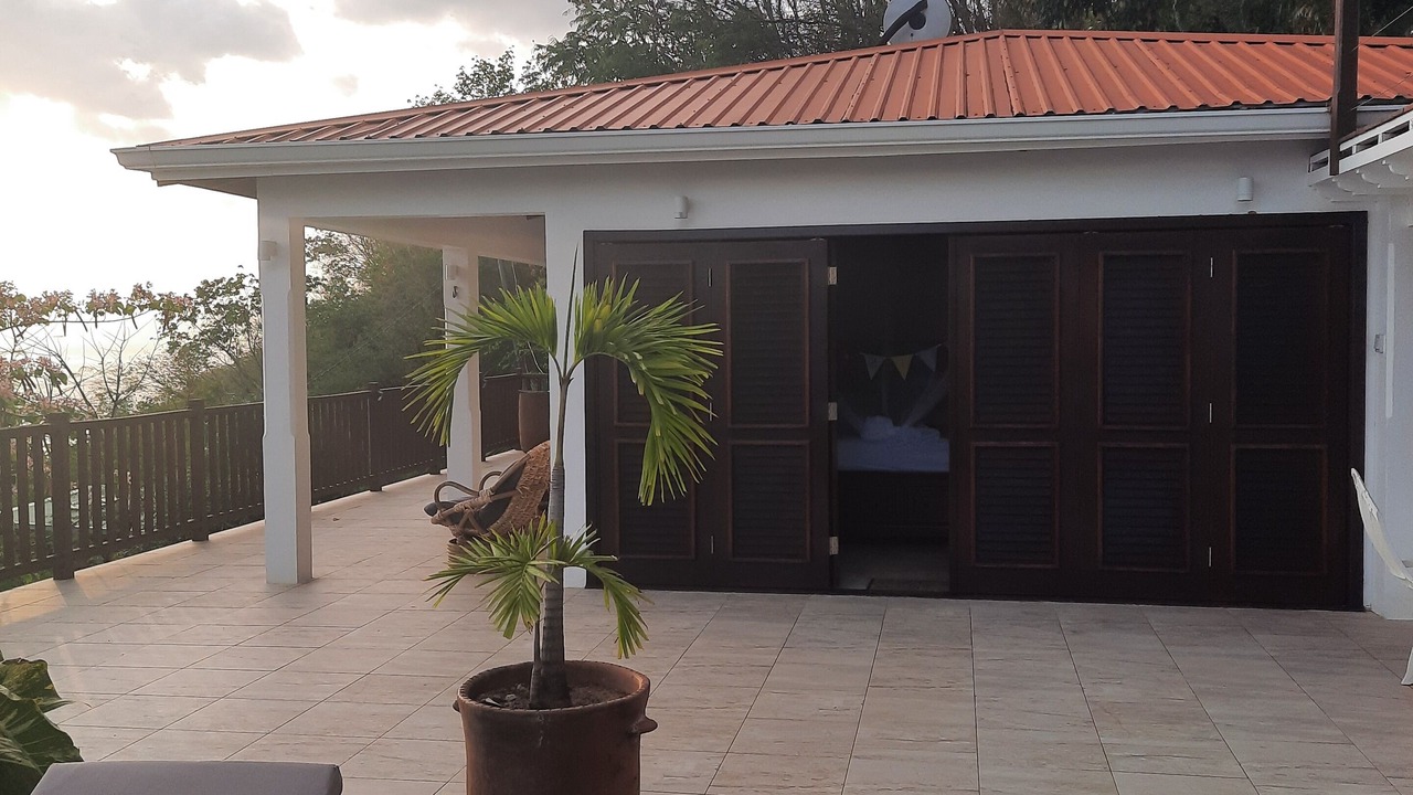 Photo of Patio Balcony in Mamin