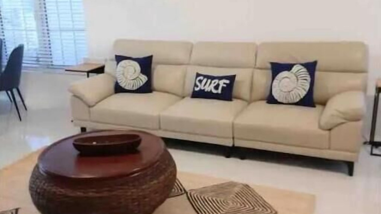 Photo of Livingroom in Orange Bay