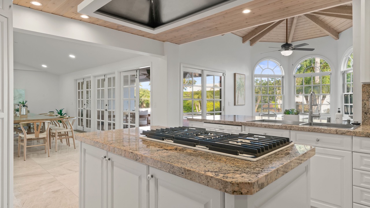 Photo of Kitchen in Magnesia Falls Cove