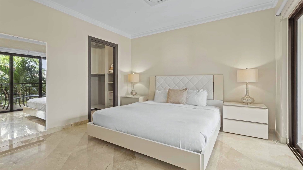Photo of Bedroom in Palm Beach