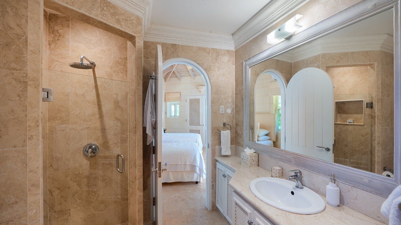 Photo of Bathroom in Mount Standfast