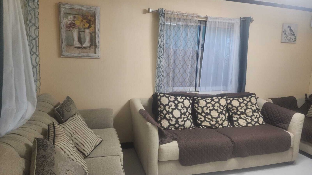 Photo of Livingroom in Portmore