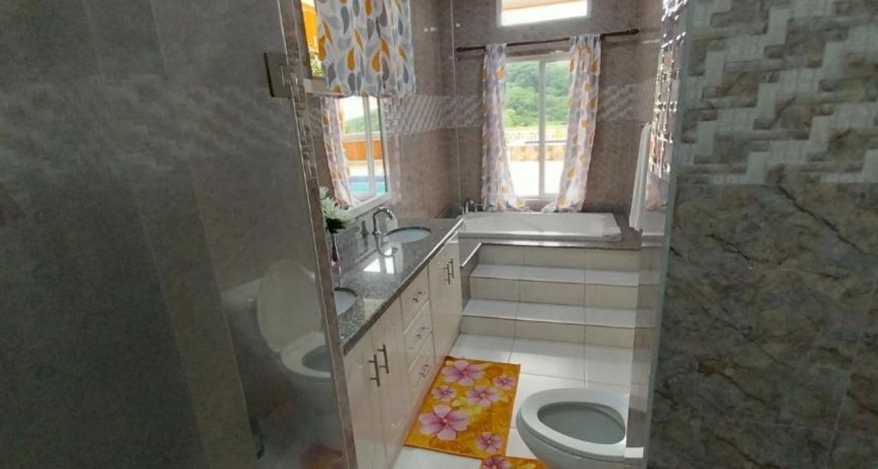 Photo of Bathroom in Castries