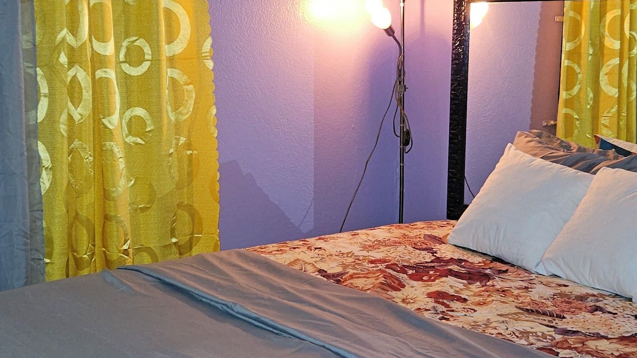 Photo of Bedroom in Spanish Town Zone