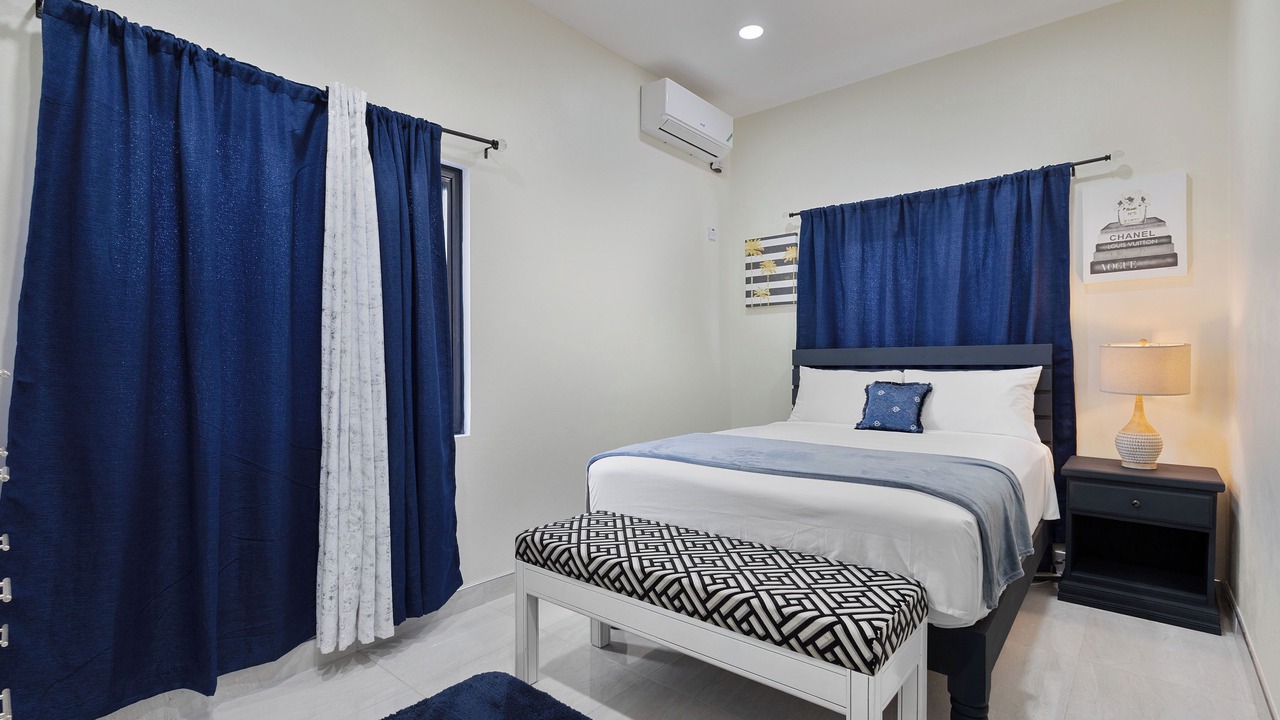 Photo of Bedroom in Tower Isle