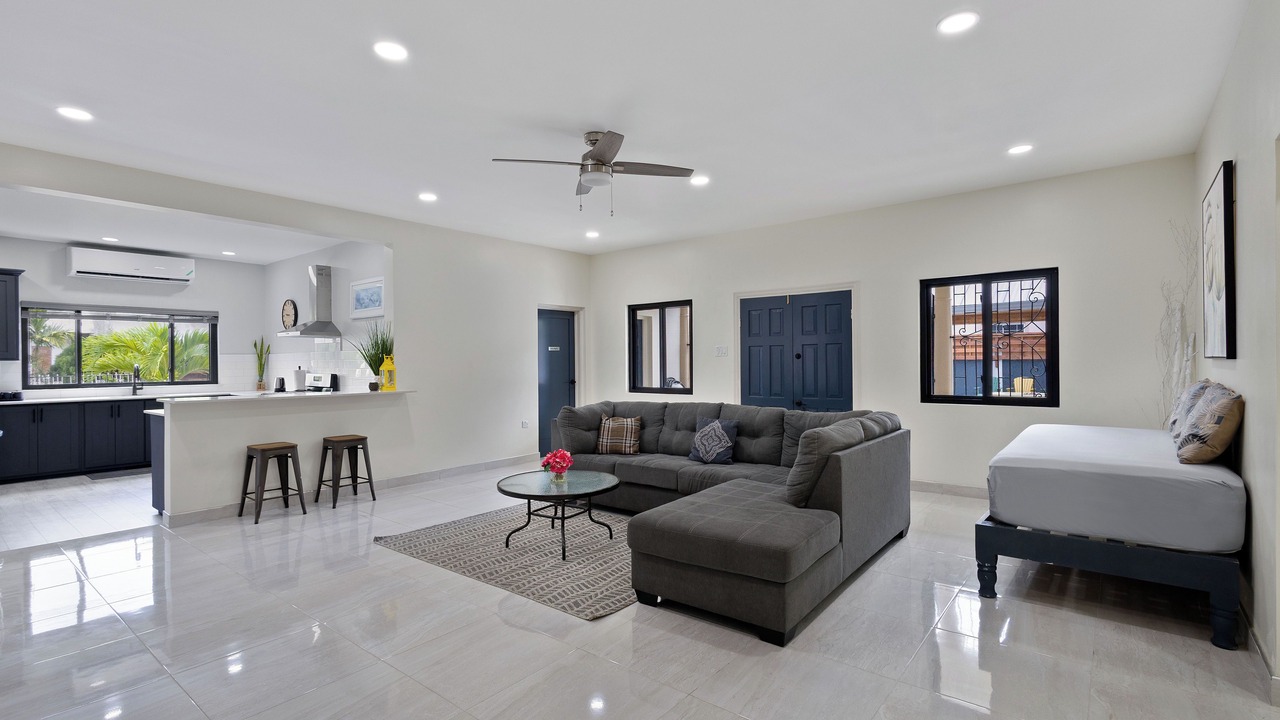 Photo of Livingroom in Tower Isle