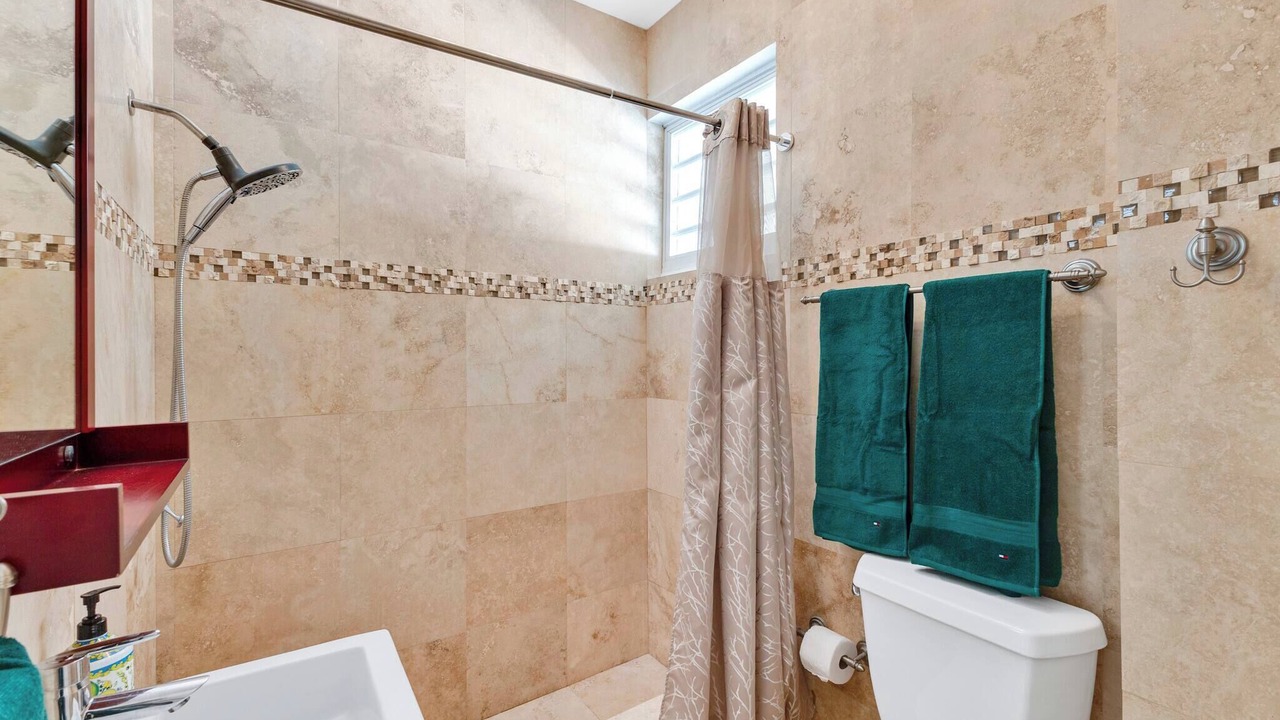 Photo of Bathroom in Santurce
