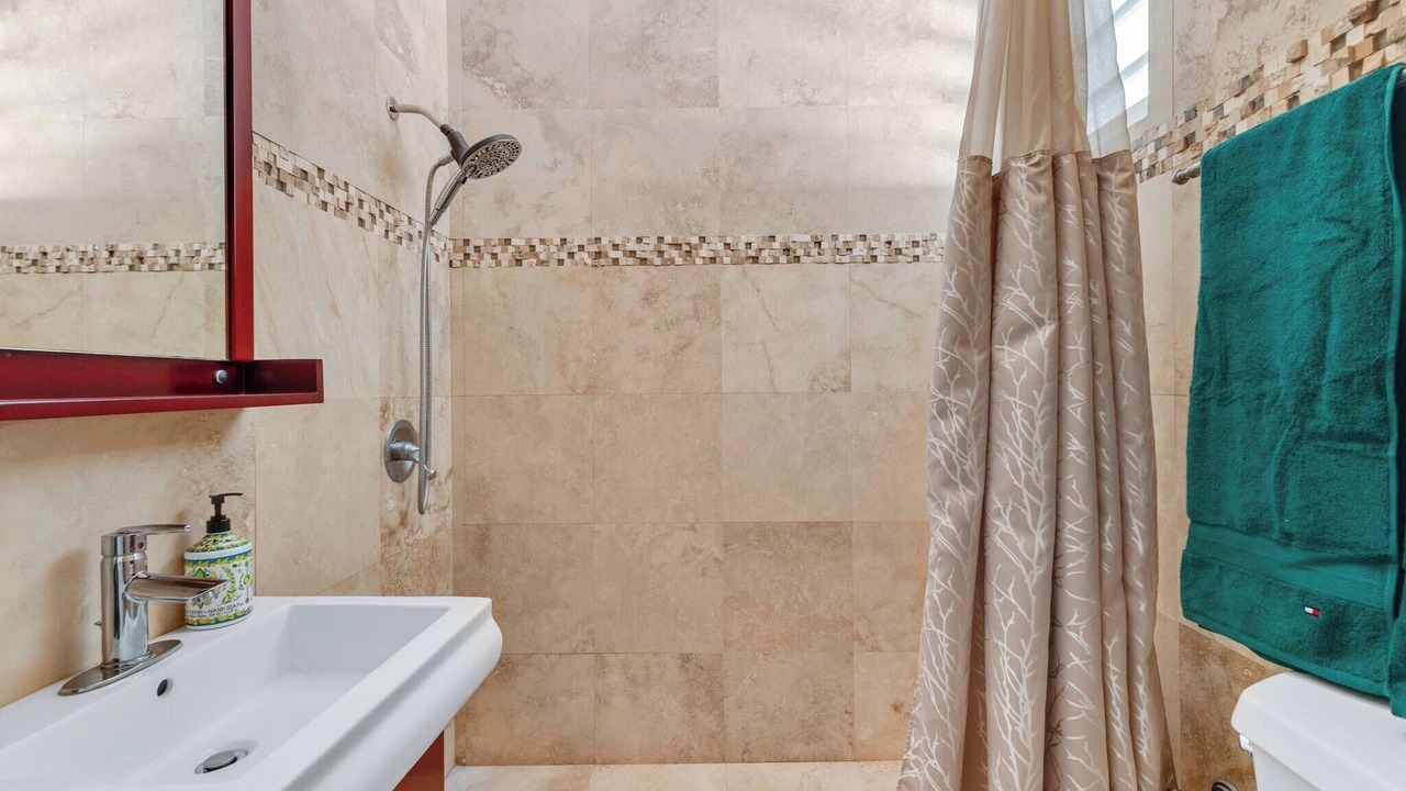 Photo of Bathroom in Santurce