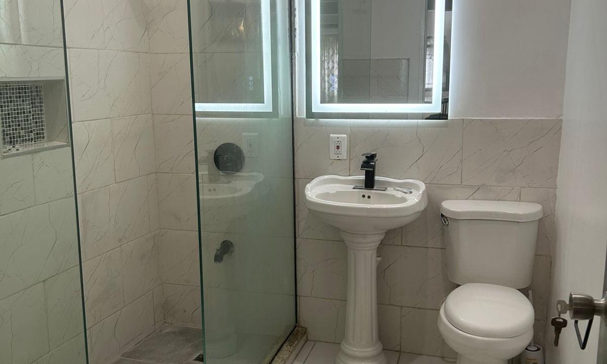 Photo of Bathroom in Harbour View
