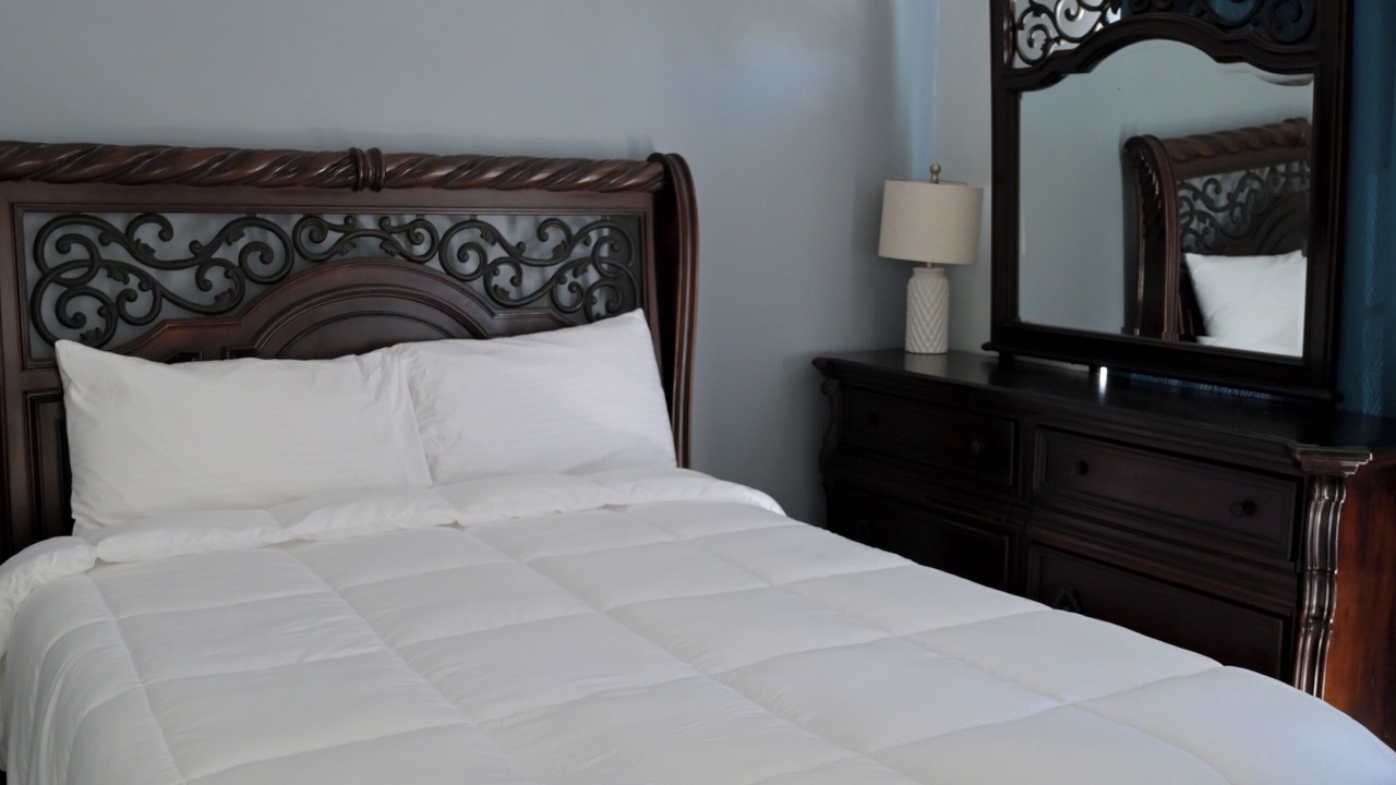 Photo of Bedroom in Orange Bay