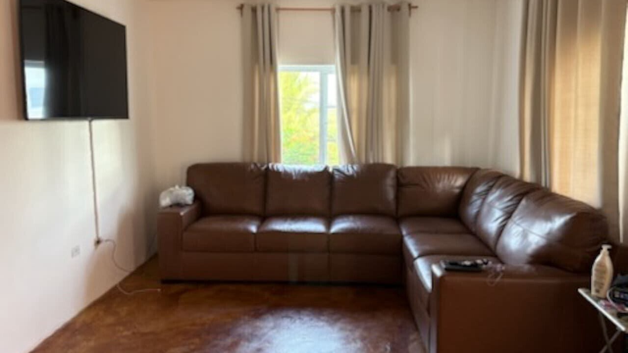 Photo of Livingroom in Drapers