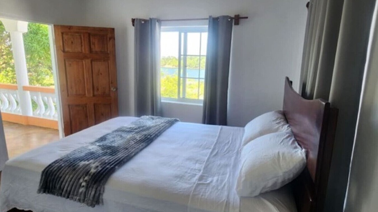 Photo of Bedroom in Drapers