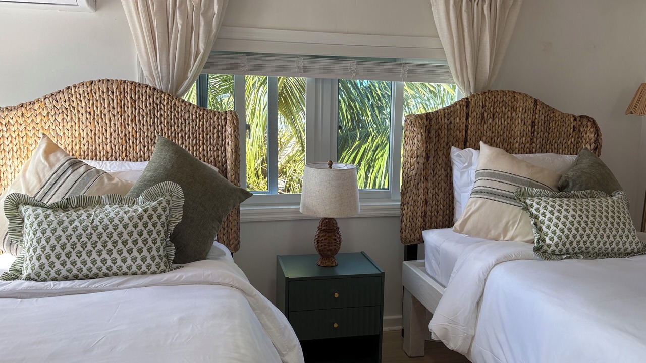 Photo of Bedroom in Dunmore Town